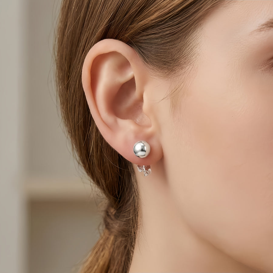 Freshwater Pearl Stud Earrings – pearl earrings, close-up