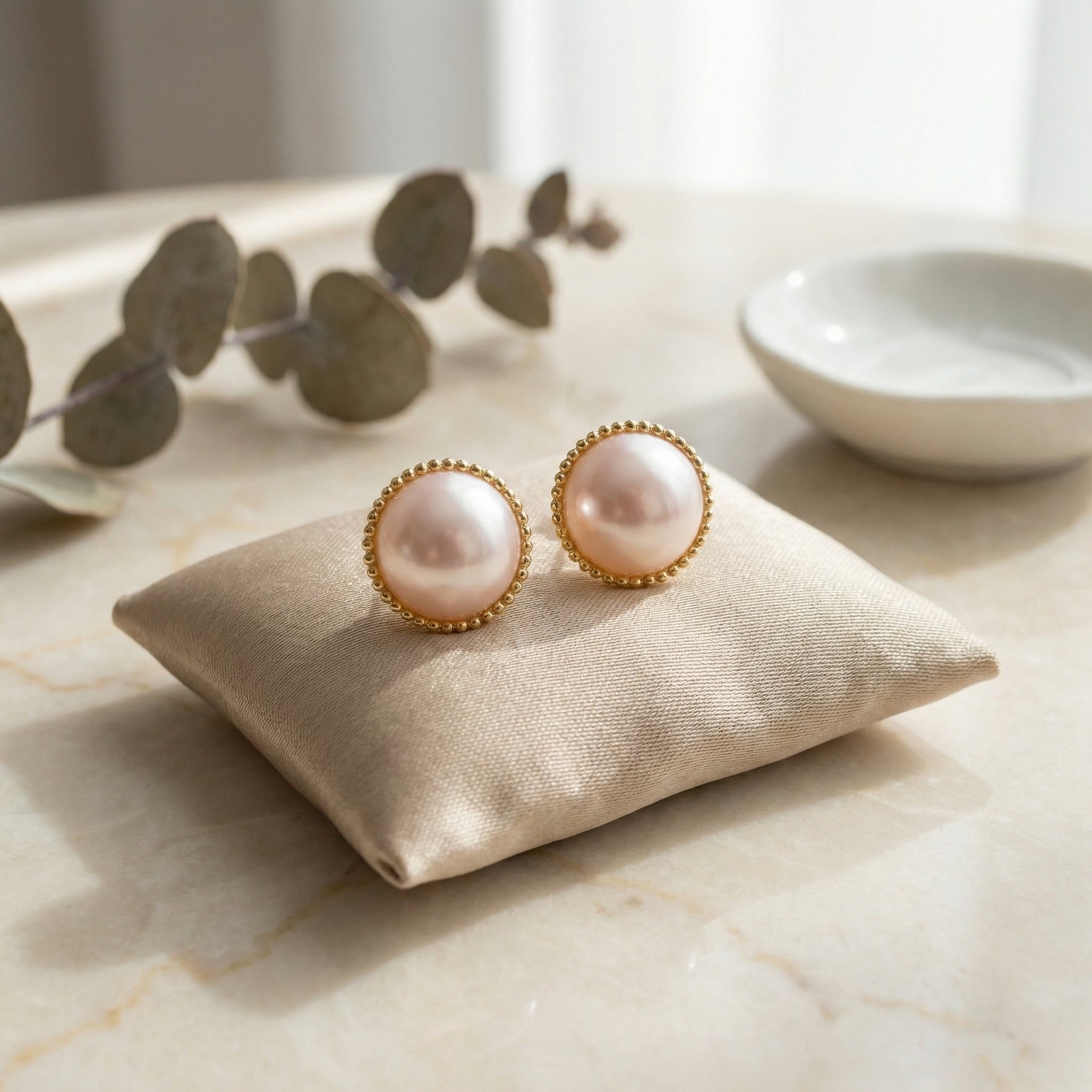 Pink Pearl Milgrain Stud Earrings – pearl earrings