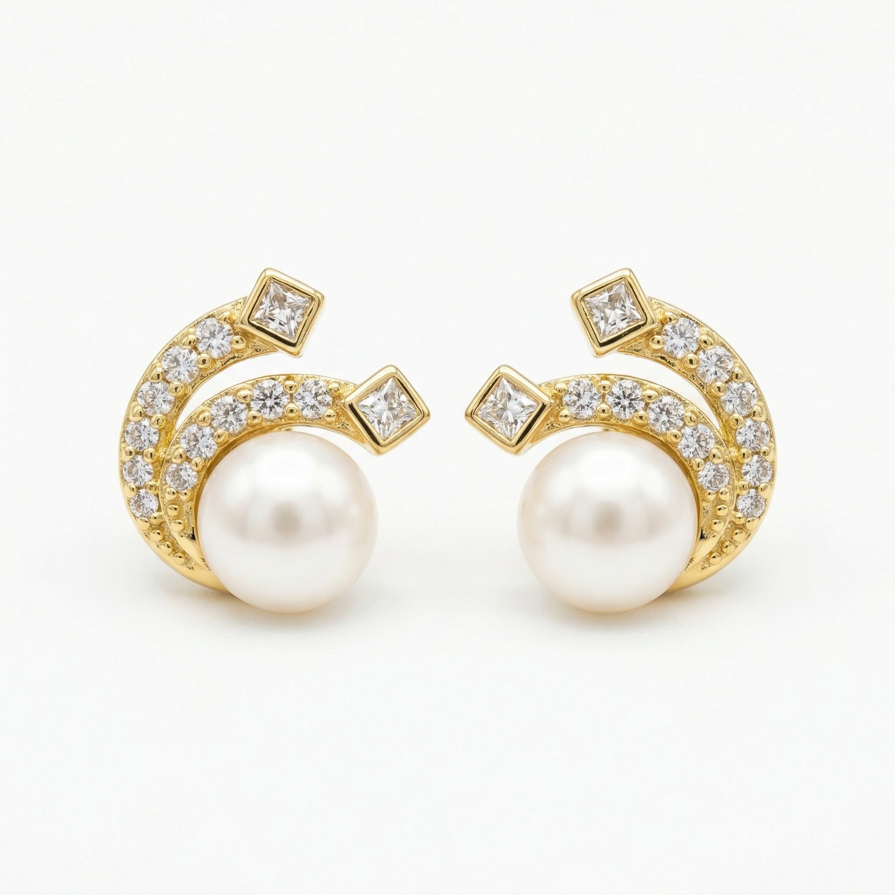 Pearl Swirl Stud Earrings, Lustrous – pearl earrings