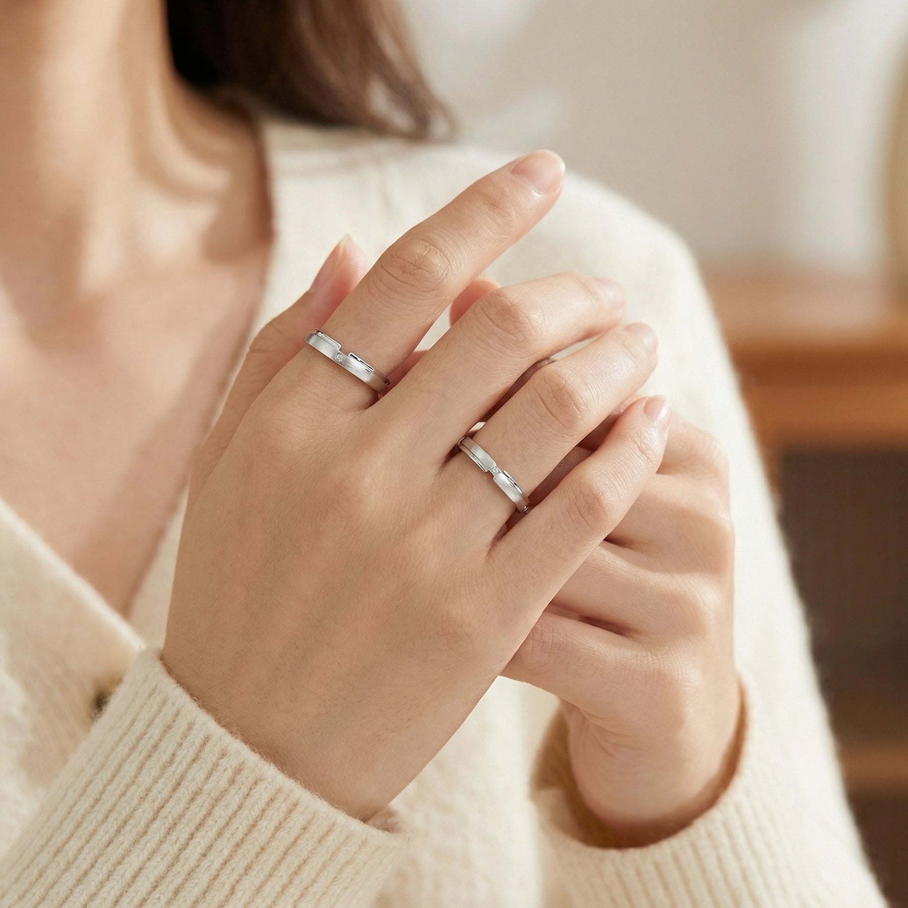 Brushed Silver Couple Rings Set – sterling silver ring, side detail