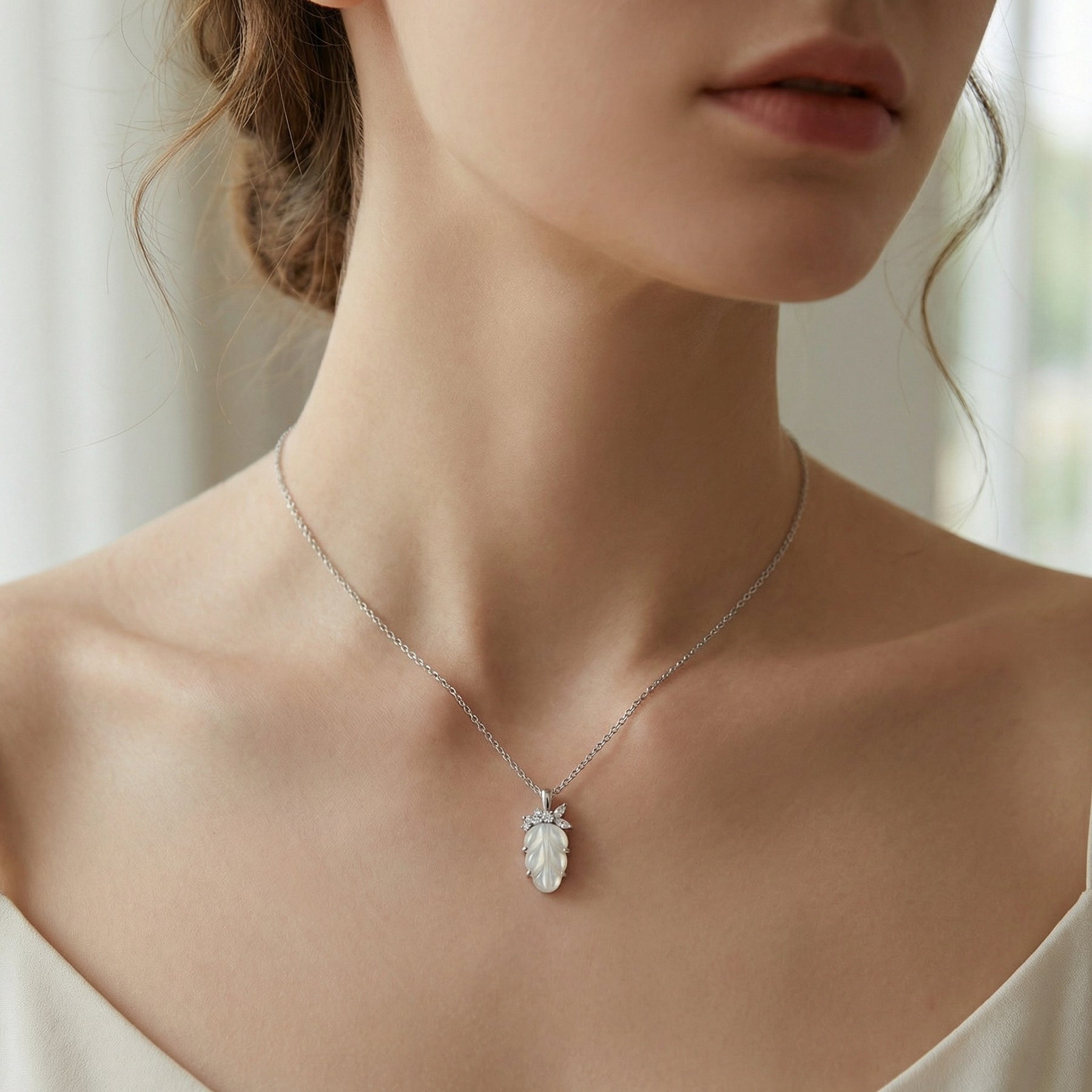 Mother-of-Pearl Leaf Necklace – mother-of-pearl necklace, side detail