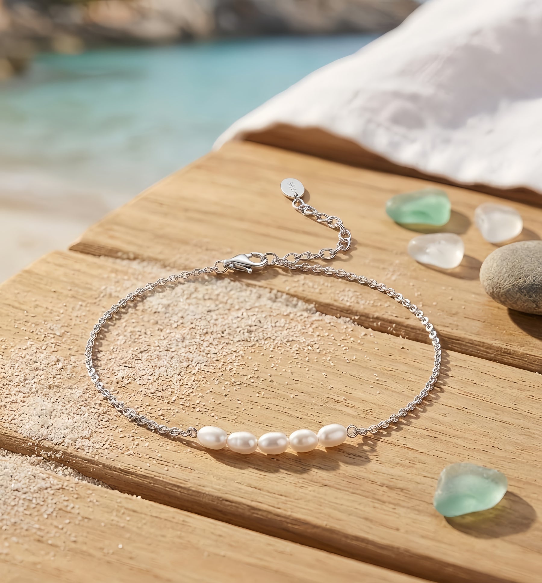 Pearl Ankle Bracelet – pearl bracelet, close-up
