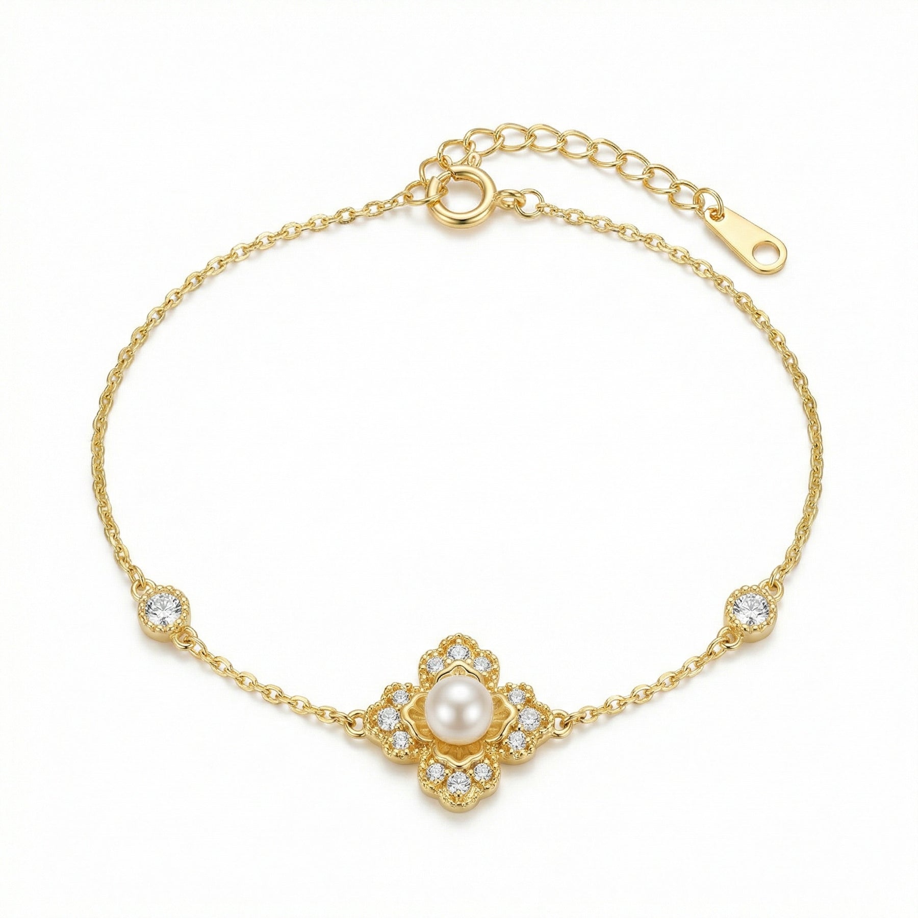 Pearl Clover Charm Bracelet – pearl bracelet, side detail