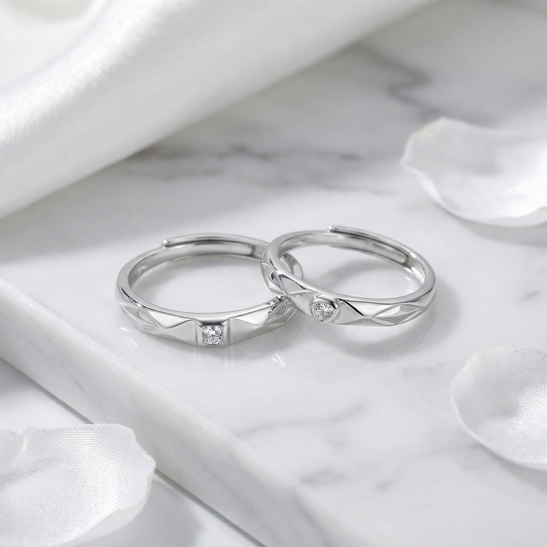 Quilted Pattern Couple Rings – sterling silver ring, front view