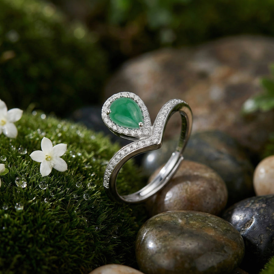 Pear-Shaped Green stone Halo Ring – green stone ring, side detail