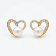 Heart-Shaped Pearl Stud Earrings – pearl earrings, side detail