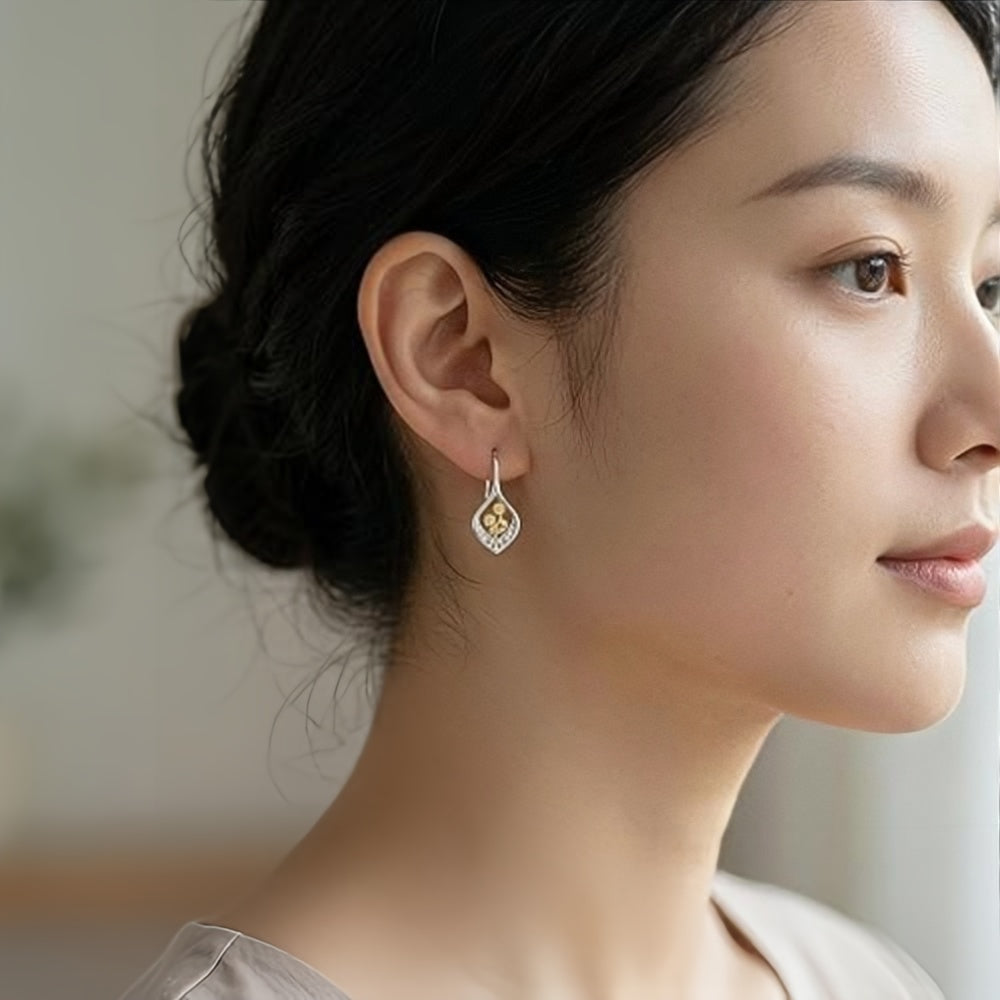 Sunflower Filigree Dangle Earrings – gold-plated earrings, styling detail