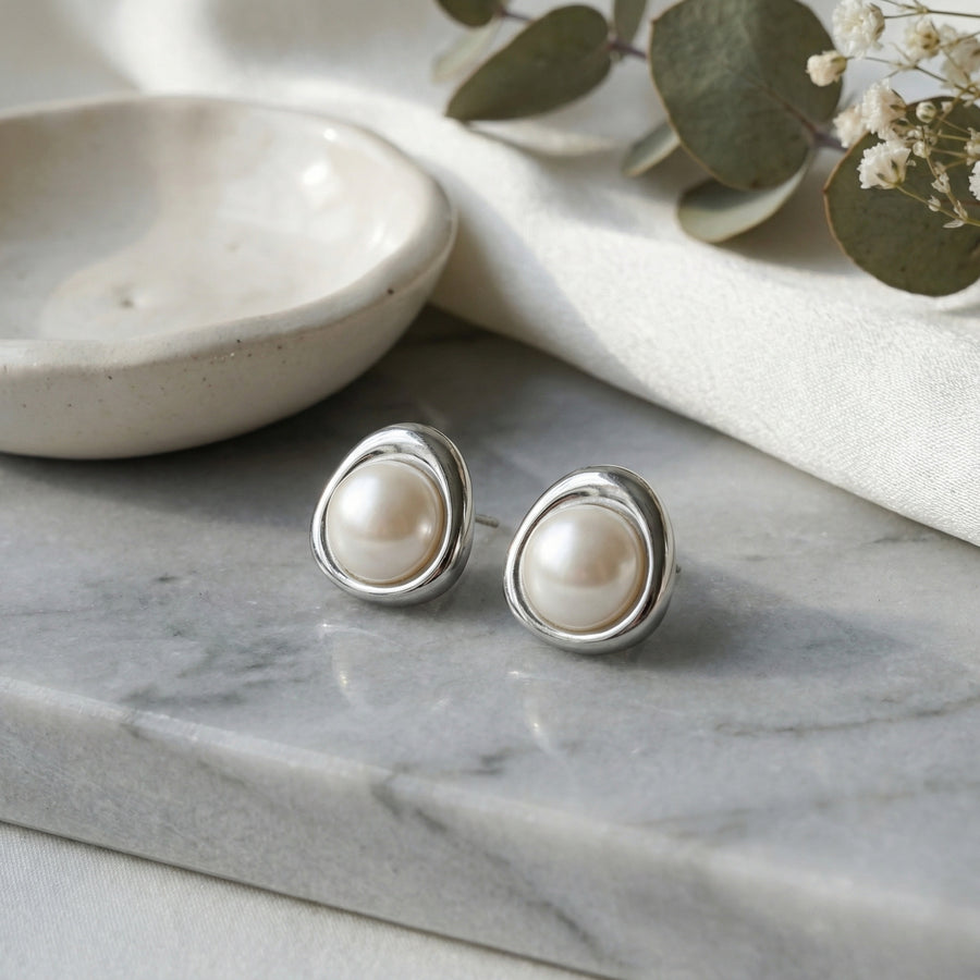 Pearl Studs in Triangular Settings – pearl earrings, side detail