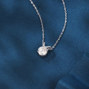 Solitaire Sparkling stone V-Chain Necklace – sparkling stone necklace, side detail