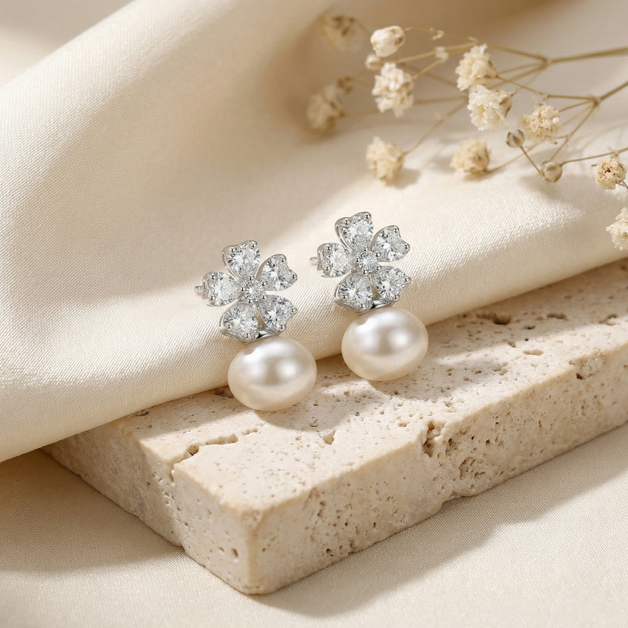 Flower Studs with Heart-Shaped Petals – pearl earrings, front view