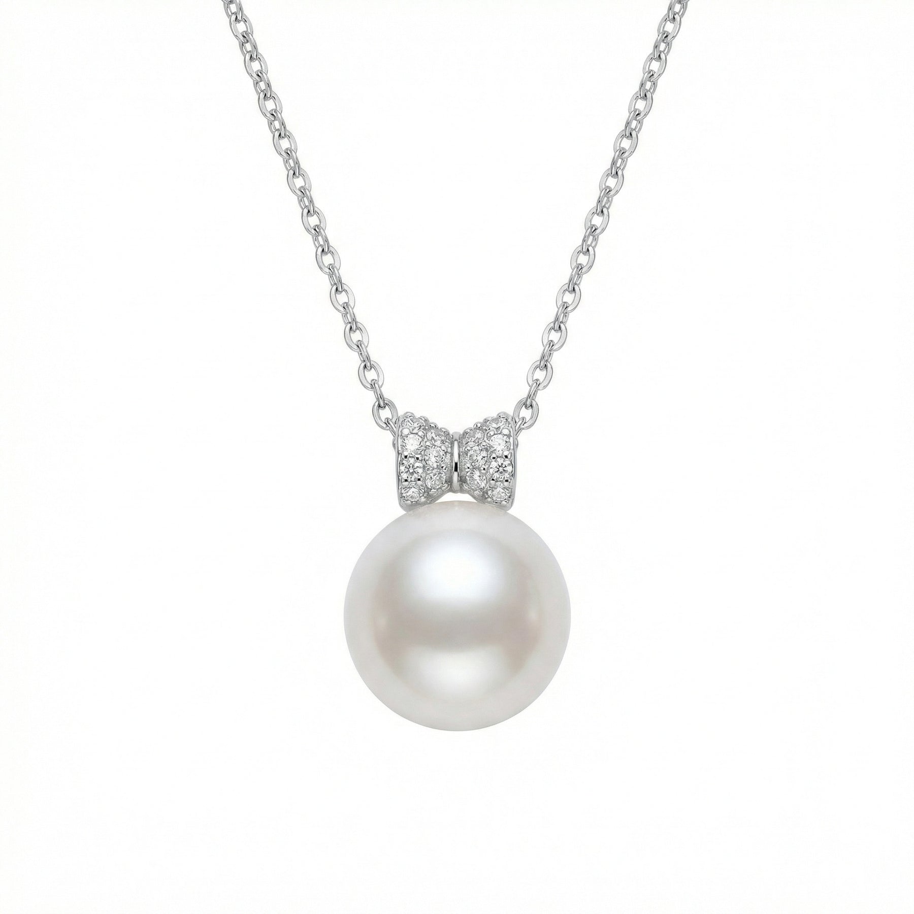 Pearl Pendant Necklace with Bow Bail – pearl necklace, front view