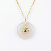White Jade Circle Necklace, Green stone Accent – jade necklace