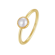 Pearl Solitaire Sunburst Ring – pearl ring, close-up