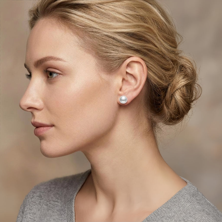 8mm Freshwater Pearl Stud Earrings – pearl earrings, close-up