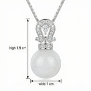 Horseshoe Pearl Necklace – pearl necklace, front view