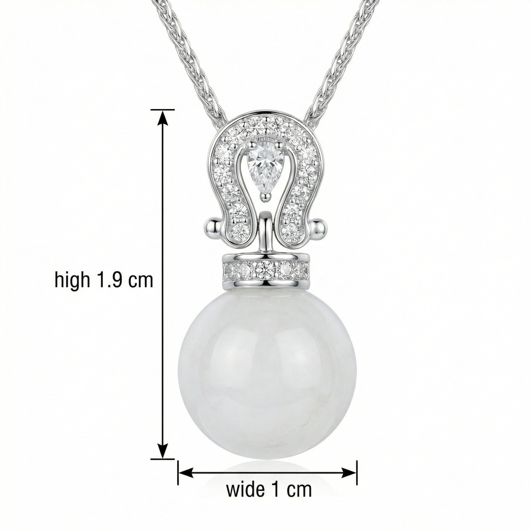 Horseshoe Pearl Necklace – pearl necklace, front view