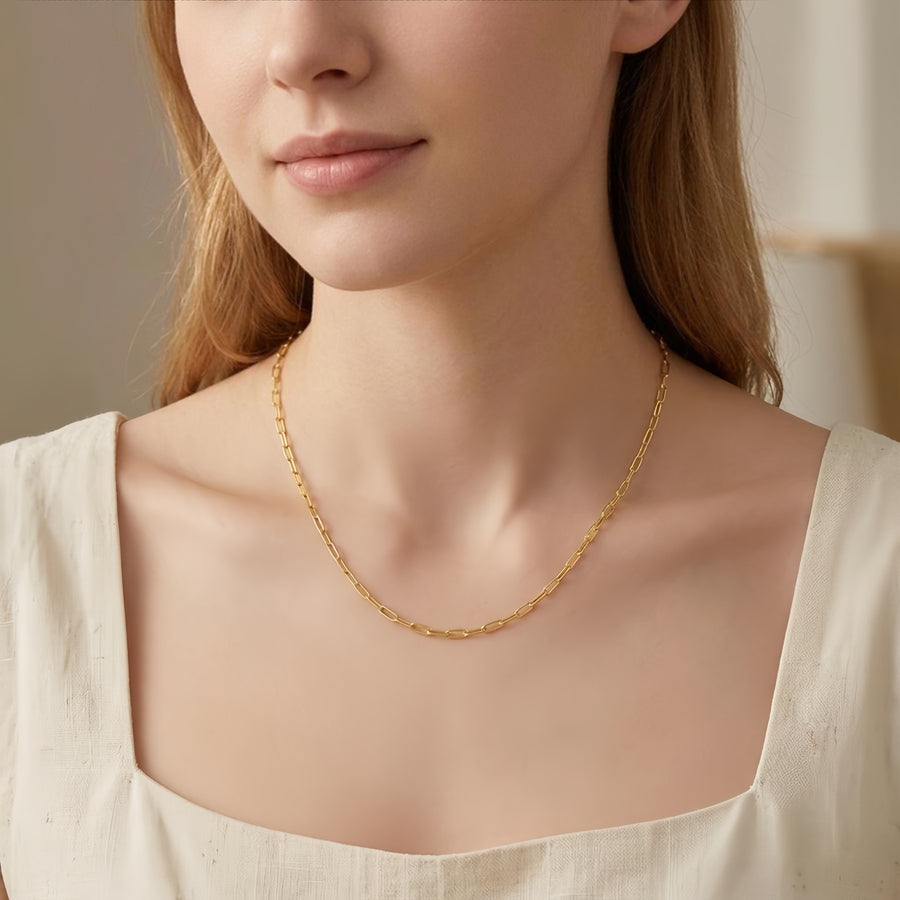 gold-plated Paperclip Chain Necklace – gold-plated necklace, side detail