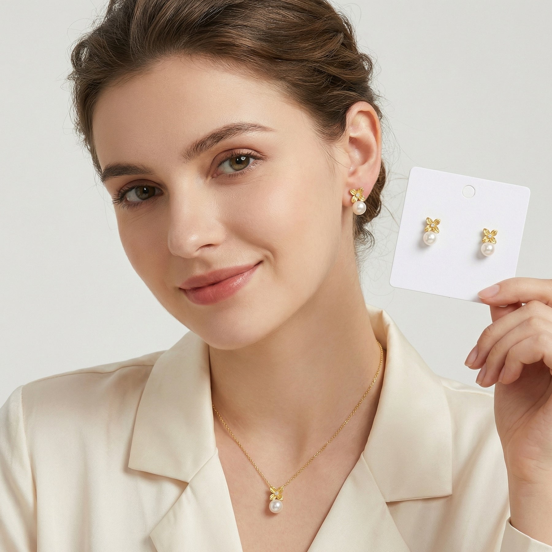 Pearl Floral Centerpiece Stud Earrings – pearl earrings