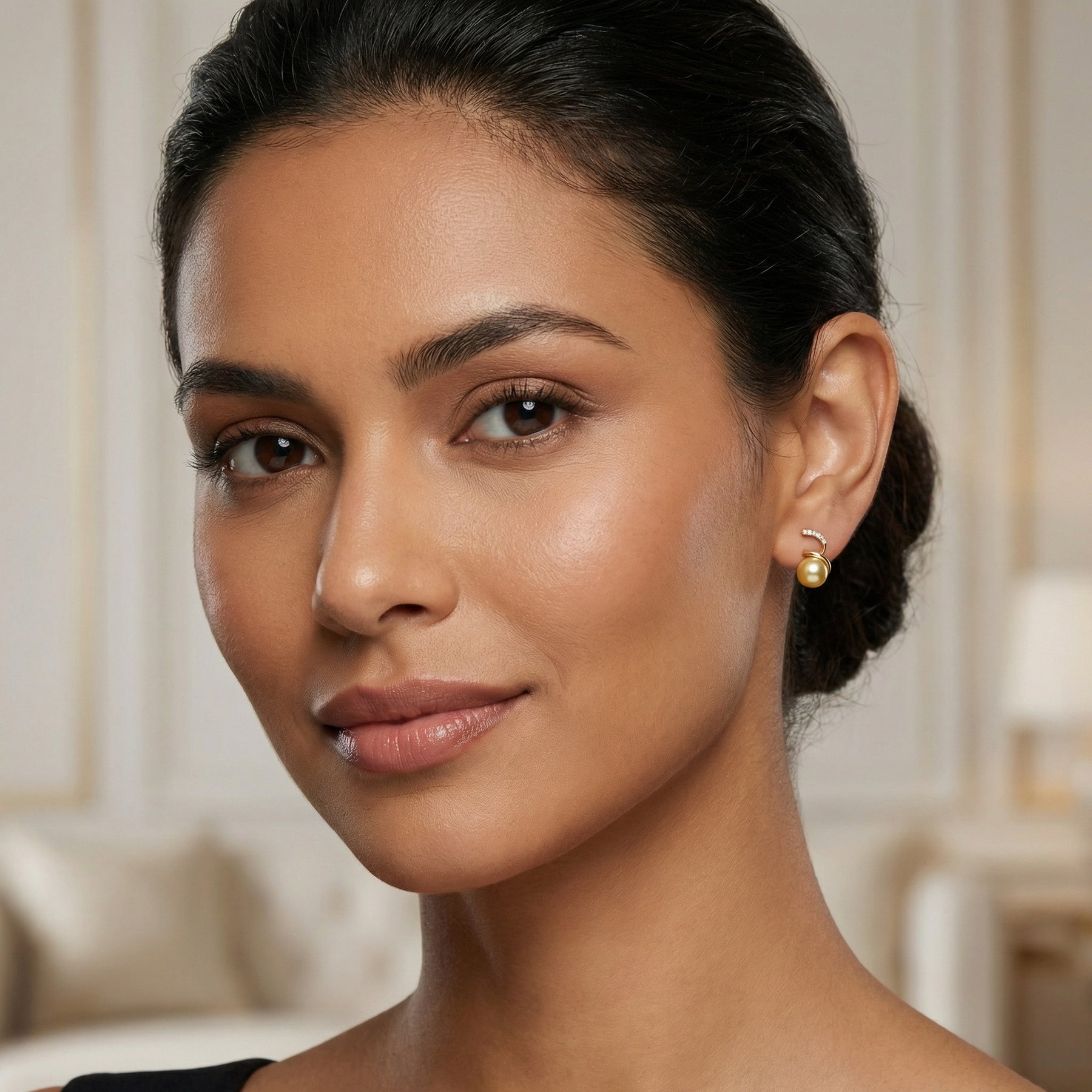 South Sea Pearl Spiral Earrings – pearl earrings, side detail