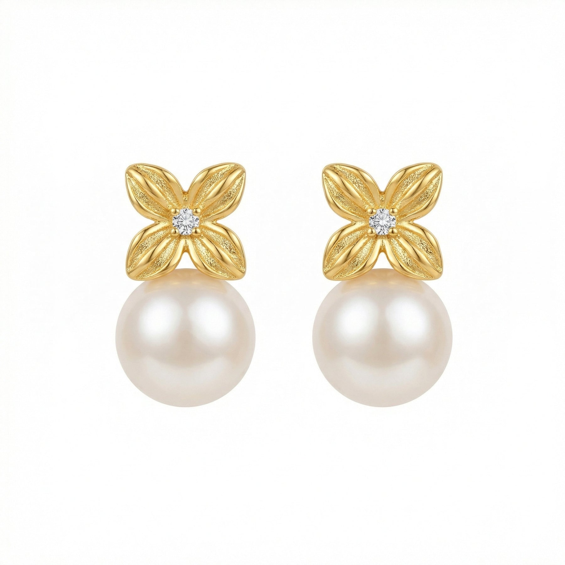 Pearl Floral Centerpiece Stud Earrings – pearl earrings, close-up