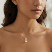 White Pearl Necklace, Geometric Accents – pearl necklace