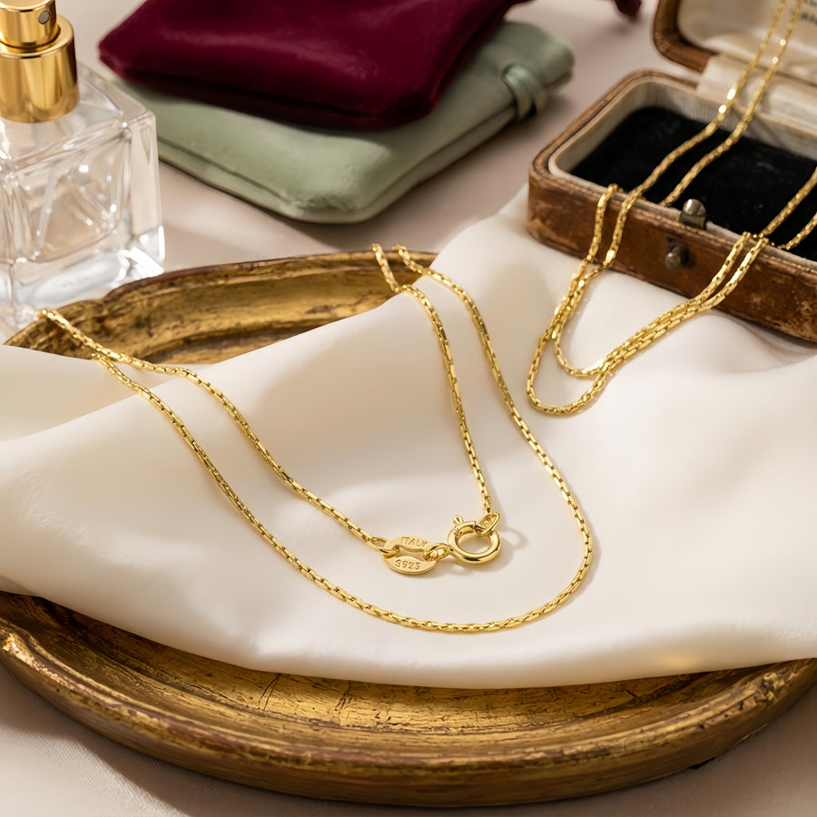 Delicate Italian Gold-Plated Chain – gold-plated necklace, side detail