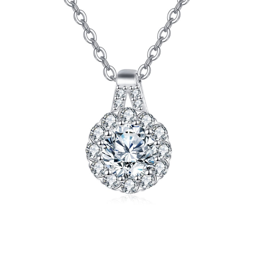 Sparkling stone Halo Pendant Necklace – sparkling stone necklace, close-up