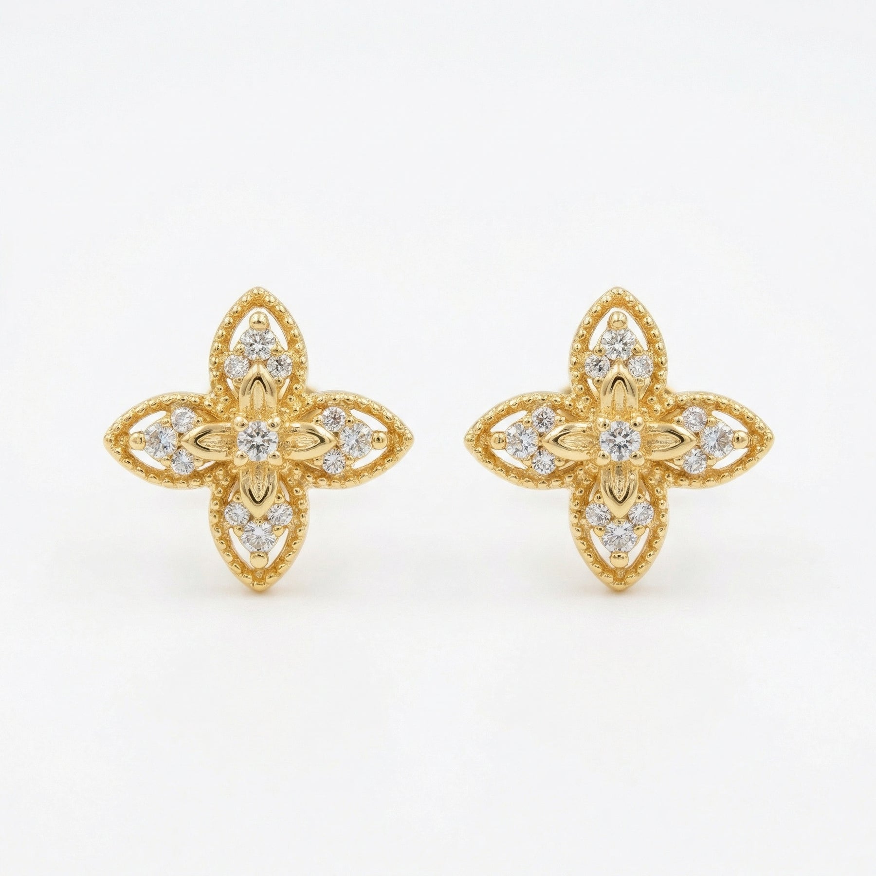Vintage Filigree Clover Stud Earrings – sterling silver earrings, close-up