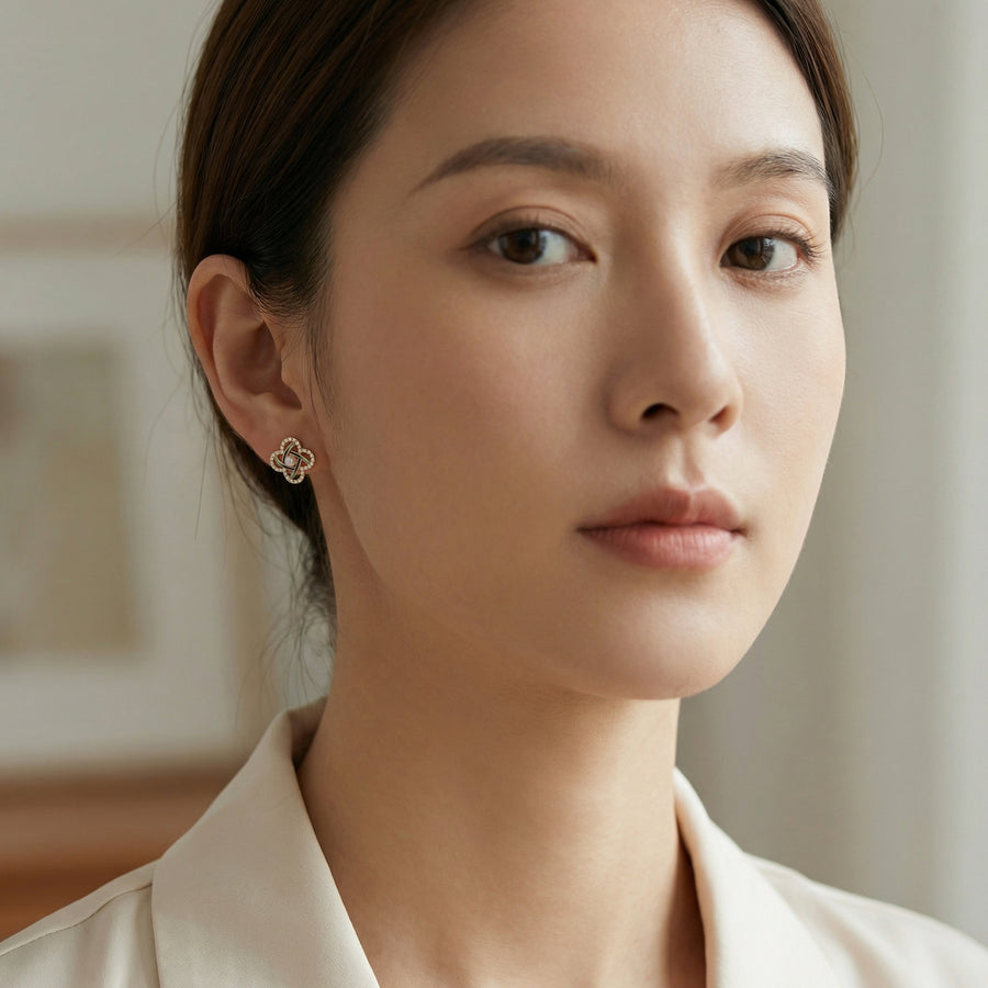 Pearl Clover Enamel Stud Earrings – pearl earrings, close-up