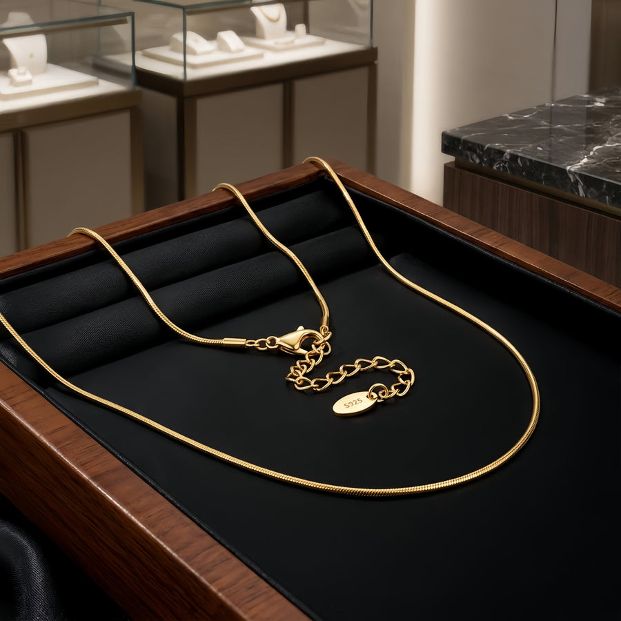 gold-plated Snake Chain Necklace – gold-plated necklace, side detail