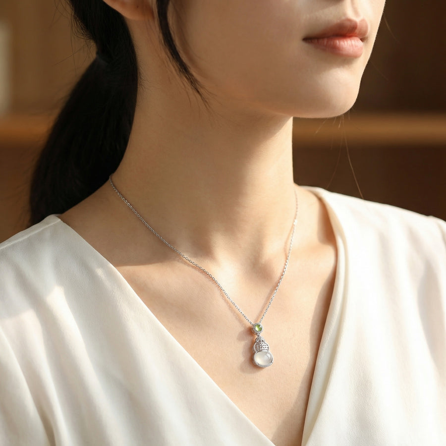 White and Green Hulu Gourd Necklace – sterling silver necklace, front view