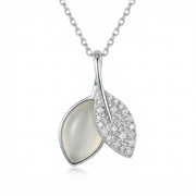 Leaf Pearl Moonstone Necklace – pearl necklace, side detail