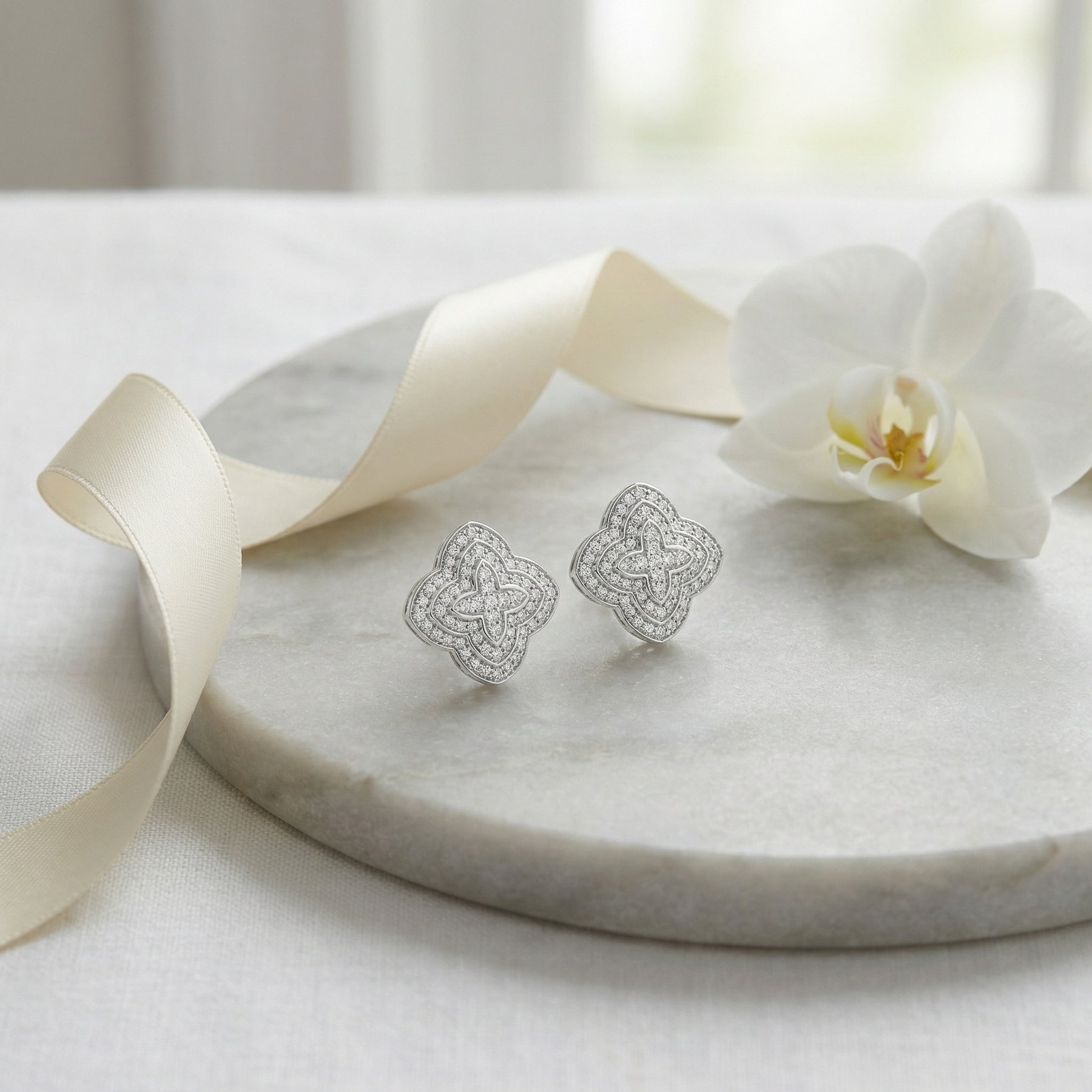 Quatrefoil Sparkling stone Cluster Studs – sterling silver earrings, close-up