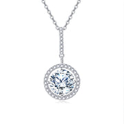 Sparkling stone Halo Solitaire Necklace – sparkling stone necklace, styling detail