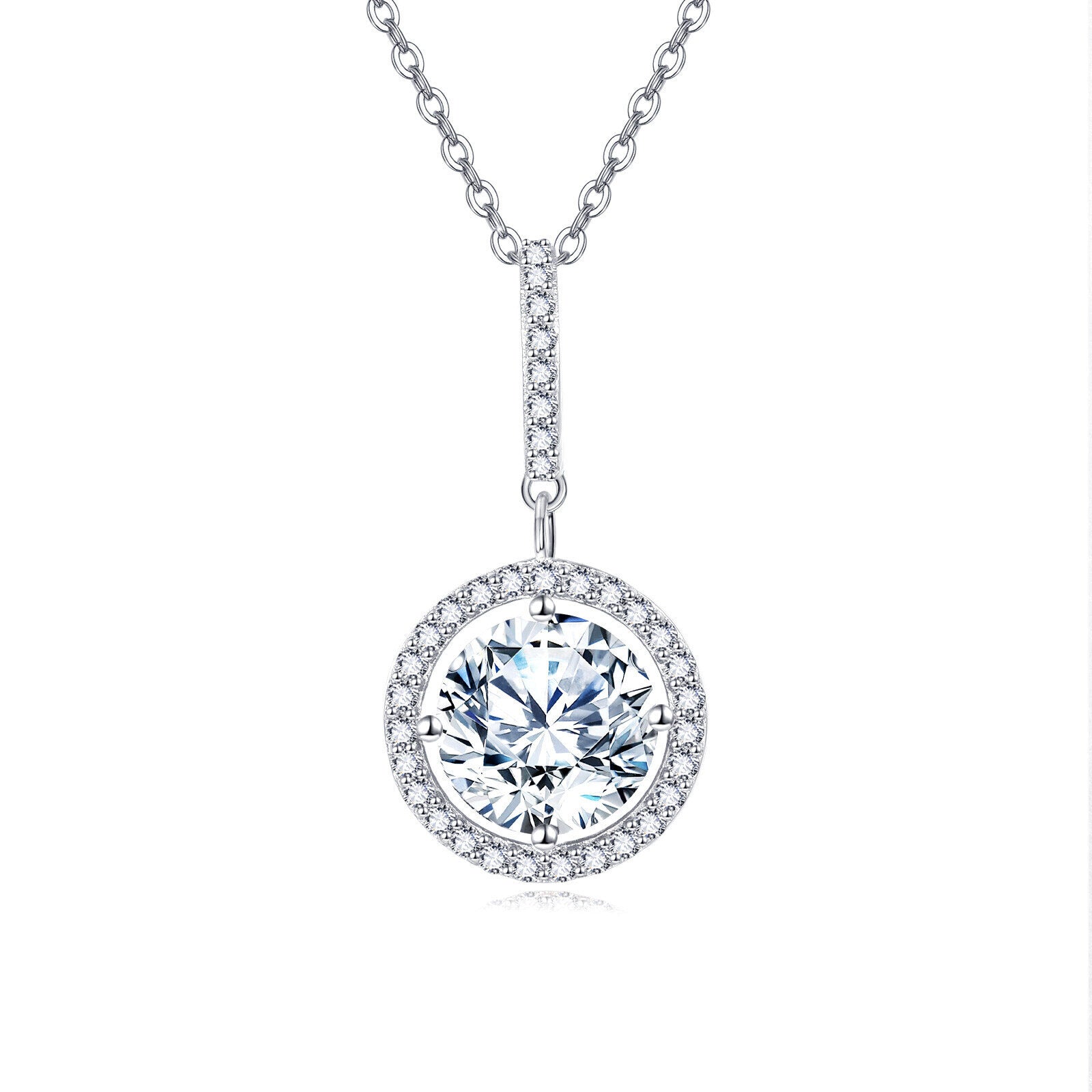 Sparkling stone Halo Solitaire Necklace – sparkling stone necklace, styling detail