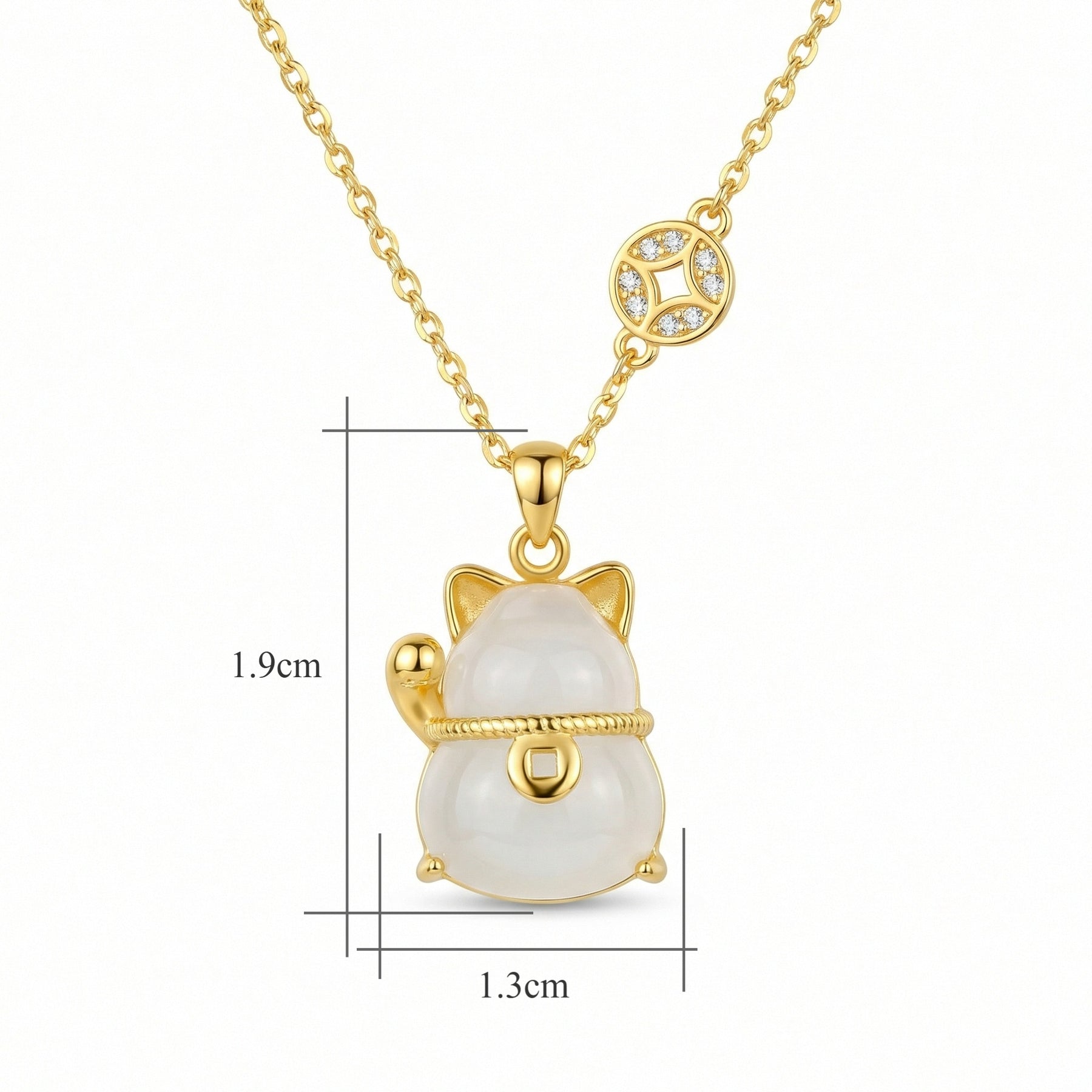 Maneki-Neko Lucky Cat Pendant Necklace – jade necklace, close-up
