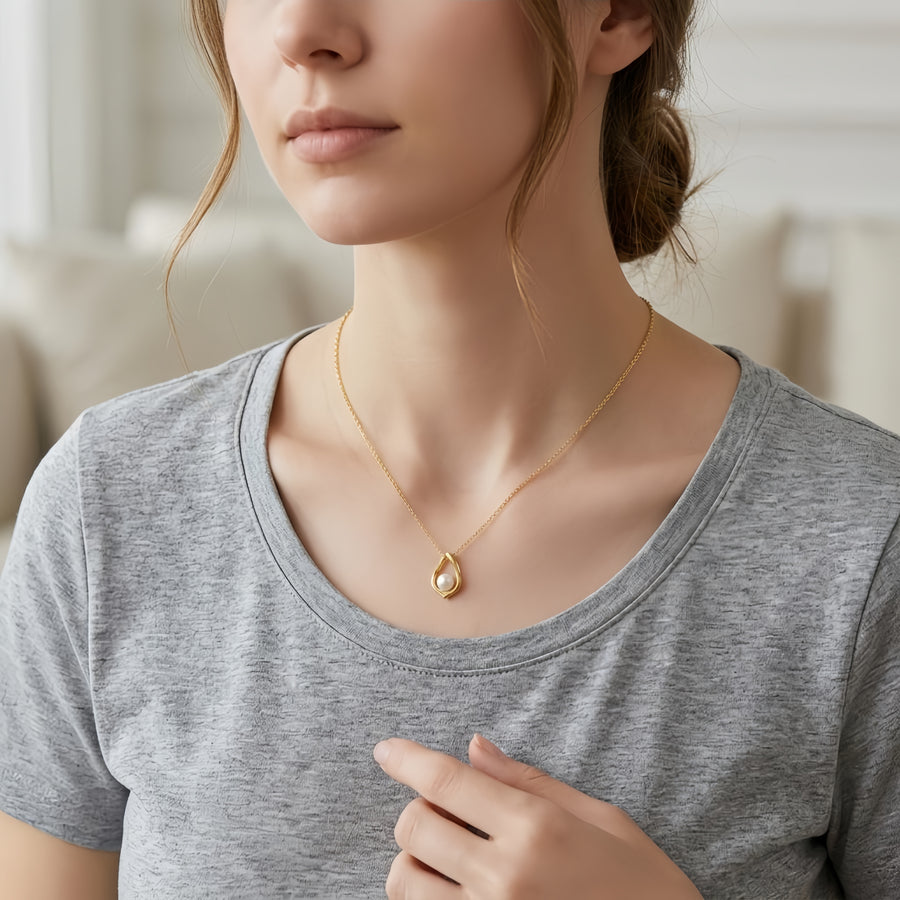 Pearl Teardrop Pendant, Gilded Finish – pearl necklace
