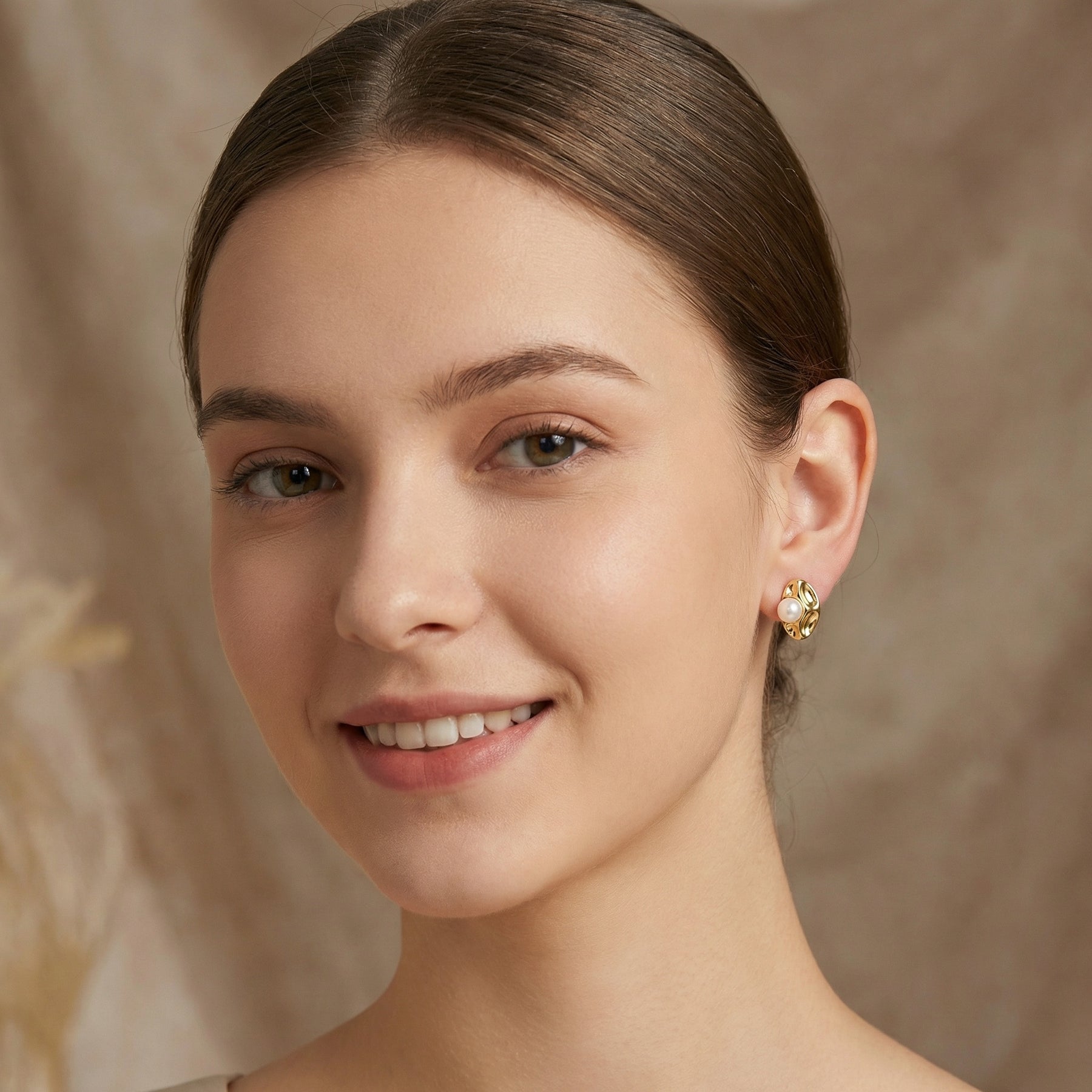 Pearl and Textured Oval Statement Earrings – pearl earrings, close-up